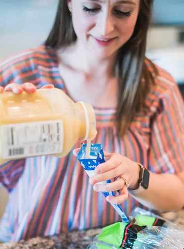 Vista 9 de Simple Modern Bolsas reutilizables para alimentos de bebé para niños pequeños Plástico libre de BPA, apto para alimentos, apto para congelador