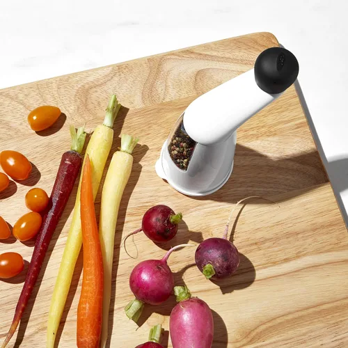 Vista 5 de OXO Good Grips – molinillo de pimienta con mango giratorio