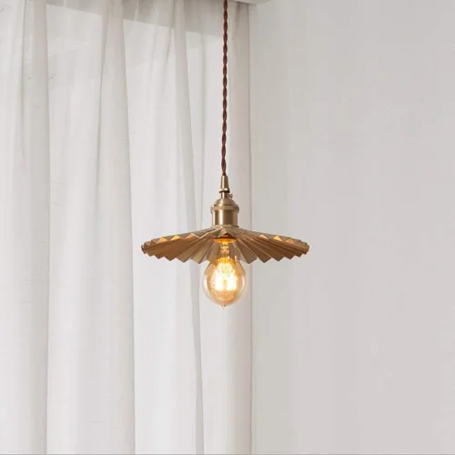 Vista 4 de Elegante lámpara de araña de una sola cabeza estilo nórdico japonés, luz colgante de latón retro para isla de cocina, porche, balcón