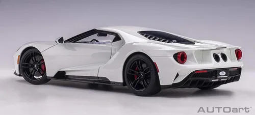 Vista 2 de AUTOart 72941 Ford GT Frozen White 1/18 Model Car 2017