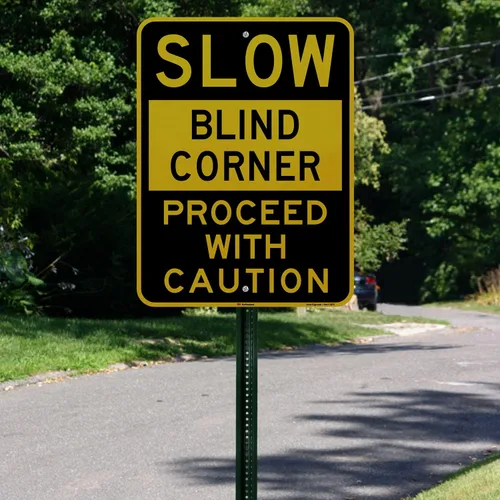 Vista 3 de SmartSign Letrero "Slow - Blind Corner, Proceed with Caution" Aluminio reflectante de grado de ingeniero 3M de 18 x 24 pulgadas