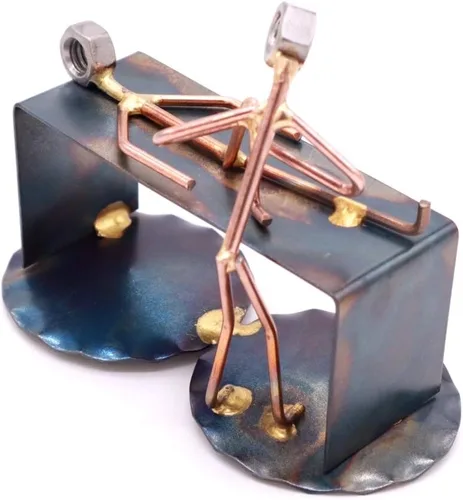 Vista 2 de Figura de metal para fisioterapeuta, soldada a mano, arte de metal reciclado, accesorio único de escritorio, decoración de oficina médica, regalo