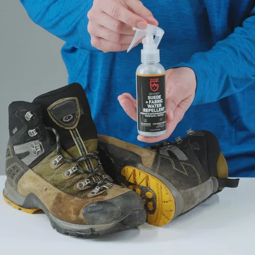 Vista 2 de GEAR AID Revivex Nubuck Suede Protector and Fabric Water Repellent for Waterproof Breathable Shoes and Boots, 4 fl oz