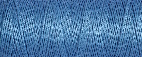 Vista 17 de Gutermann 723878-153-1 Lime R753 No.40 Hilo de seda de 98.4 ft x 1 carrete, 153