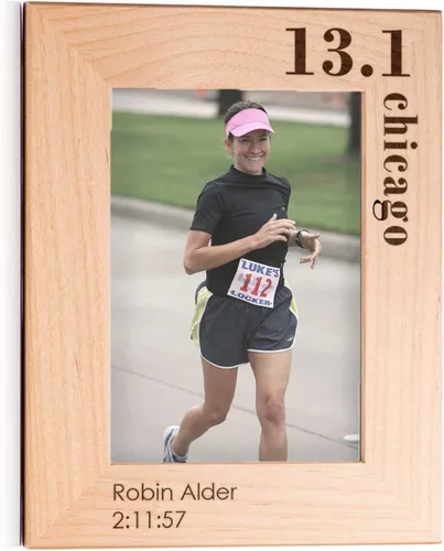 Vista 8 de Lifetime Creations Marco de fotos personalizado para corredor de maratón, regalo para maratonista, primer maratón, regalo de carrera