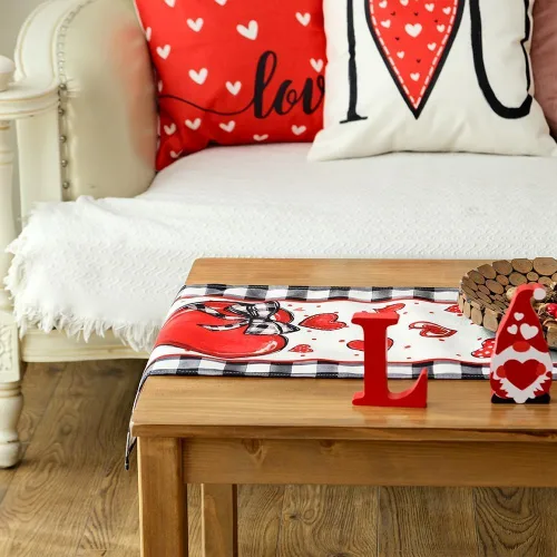 Vista 5 de GEEORY Camino de mesa para el día de San Valentín de 13 x 72 pulgadas, corazones rojos y lunares, decoración decorativa de mesa de granja