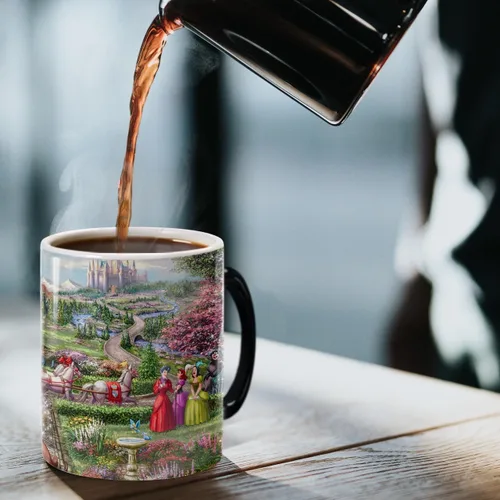 Vista 7 de Morphing Mugs Disney – Cenicienta Happily Ever After – Thomas Kinkade Studios – Una taza de cerámica que cambia de color de 11 onzas – Imagen