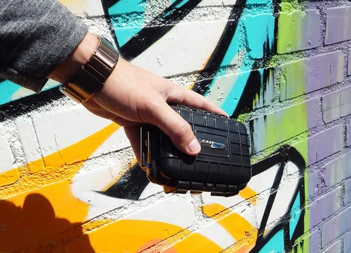 Vista 7 de CASEMATIX Funda protectora de viaje para comunicador satelital ZOLEO - Funda impermeable a prueba de golpes para comunicador y cable de carga, solo
