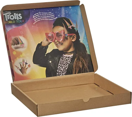 Vista 4 de Trolls DreamWorks World Tour Tiny Dancers Rainbow Edition Pack con 12 pequeñas figuras de bailarines, 4 lentes de sol, 10 anillos pequeños, 10