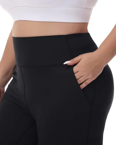 Vista 3 de Rosemmetti Pantalones capri de yoga para mujer, talla grande, con control de abdomen, acampanados, pantalones de entrenamiento con bolsillos