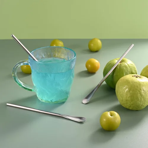 Vista 2 de Paquete de 6 cucharas de acero inoxidable 304 de 6.2 pulgadas de mango largo para agitar y mezclar, herramienta de barra reutilizable para café, té