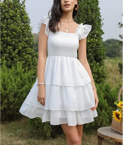 Vista 5 de Byinns Vestido corto sin mangas con cuello cuadrado para mujer, cintura alta, espalda descubierta, escalonado, tirantes fruncidos, casual, corto