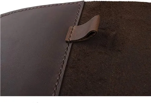 Vista 6 de Juego de regalo de diario de cuero personalizado para hombres y mujeres, iniciales en cubierta de cuero de primera calidad, bolígrafo de metal