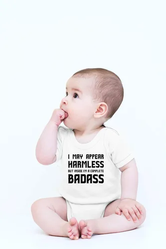 Vista 2 de CBTwear I May Appear Harmless - Ropa de bebé - Divertidos trajes para recién nacidos para niños y niñas