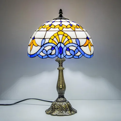 Vista 13 de Tiffany Style Stained Glass Table Lamp, Floral Pattern Desk Light with Antique Bronze Resin Base, Red Roses Decorative Lighting for Bedroom, Living