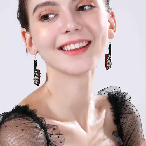 Vista 6 de Aretes góticos exagerados de hip hop para mujer, joyería negra larga, cuchillo colgante, aretes colgantes de imitación, acrílico, punk, cocina