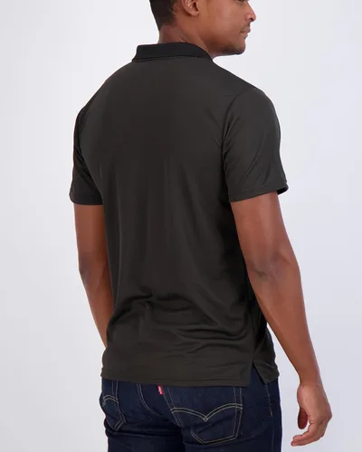 Vista 4 de Paquete de 3 Polo de manga corta para hombre, ajuste clásico, de secado rápido, cuello con bolsillo