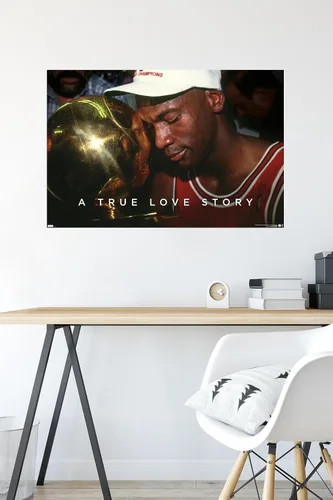 Vista 23 de Michael Jordan - Póster de pared A True Love Story, 22.4 pulgadas de largo x 14.7 pulgadas de ancho, versión enmarcada de madera de granero