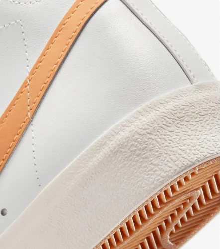 Vista 8 de Nike Blazer Mid 77 - Tenis para mujer