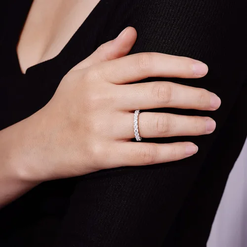 Vista 4 de Tienda Essentials Platinum or Gold Plated Sterling Silver All-Around Band Ring set with Round Infinite Elements Cubic Zirconia