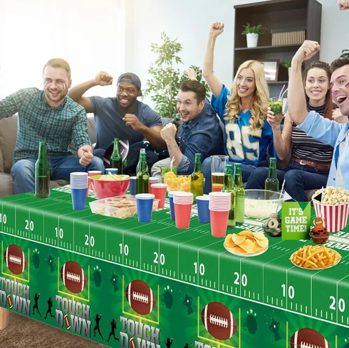 Vista 4 de Paquete de 4 manteles de fútbol americano, fundas para mesa de cumpleaños, fiesta temática de fútbol, mantel desechable para mesa de retorno