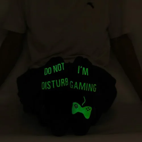 Vista 5 de Calcetines para videojuegos, Do Not Disturb I'm Gaming, calcetines de juegos para adolescentes y niños gamer con calcetines brillantes para hombres