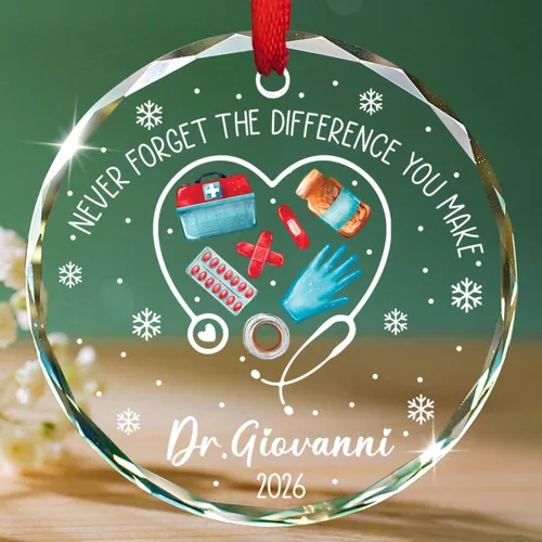 Vista 18 de Un médico verdaderamente asombroso es difícil de encontrar Adornos de vidrio, Adorno de Navidad personalizado de agradecimiento al médico 2025