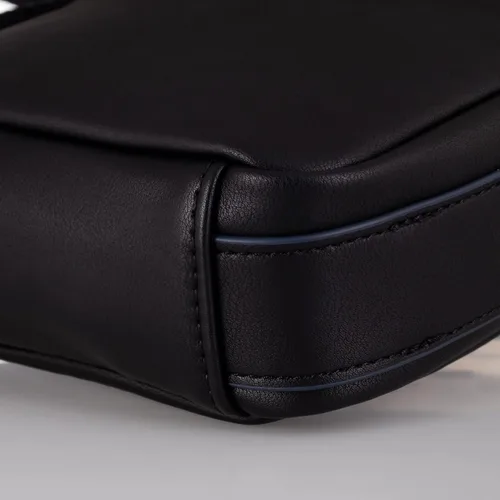 Vista 4 de Tommy Hilfiger Bolsa para hombre color negro Negro - Bolsa