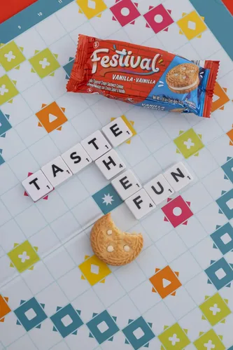 Vista 9 de Festival Galletas sándwich de crema de vainilla, 14.22 onzas (paquete de 3)