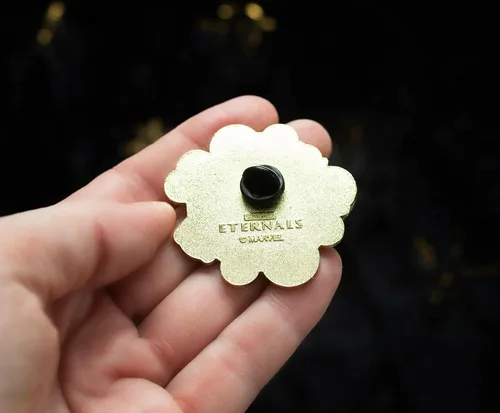 Vista 5 de Marvel Studios Eternals Cosmic Symbols - Pin de estreno de edición limitada Accesorios de insignia de broche de metal para mochila, ropa, sombreros