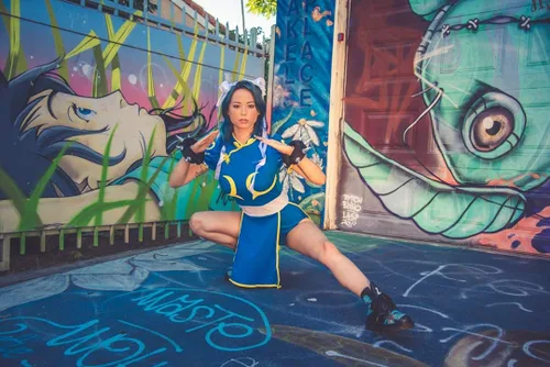 Vista 5 de Leg Avenue Disfraz de ChunLi de Street Fighter para mujer Azul Patchwork