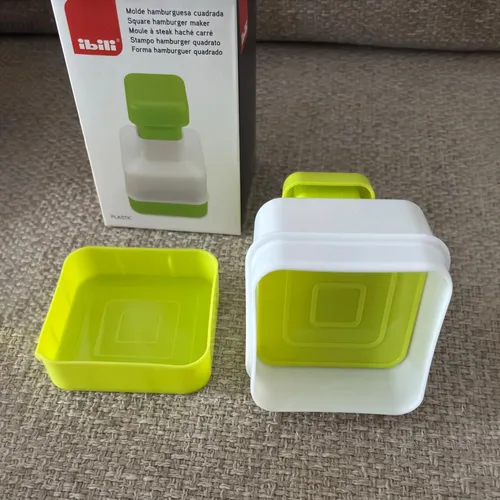 Vista 4 de IBILI Clasica Hamburguesera Set Cuadrado, Blanco/Verde, 3.3 x 3.3 x 5.5 in