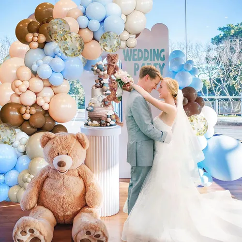 Vista 7 de Kit de arco de guirnalda de globos marrones, café y azules de 148 piezas, diseño boho de osito de peluche beige con texto en inglés «We Can Bearly