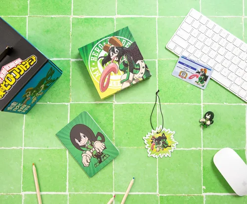 Vista 8 de JUST FUNKY My Hero Academia Looksee Mystery Blind Box, Tsuyu Asui Incluye 5 coleccionables temáticos