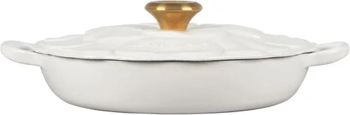 Vista 4 de Le Creuset Estofador de pétalos de hierro fundido esmaltado, 2.25 cuartos de galón., Blanco