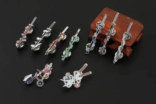 Vista 7 de YURAOER Juego de llaveros de anime Slayer Figuras de dibujos animados 9 Hashiras Mini Katana llaveros esmaltados para hombres y mujeres