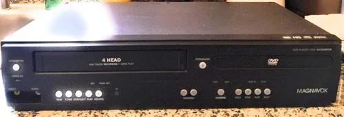 Vista 2 de MAGNAVOX DV220MW9 Reproductor de DVD VCR Combo
