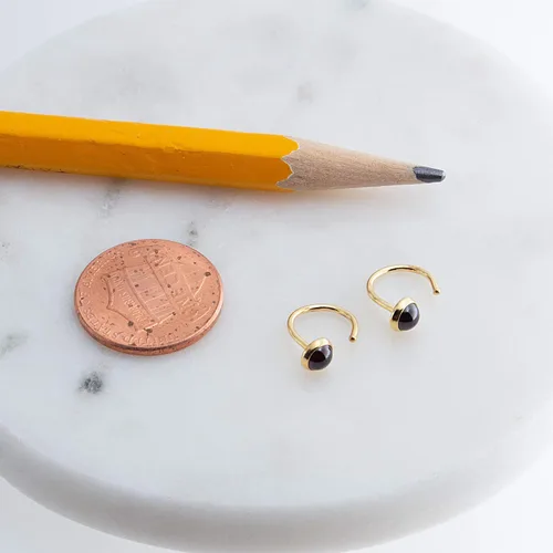 Vista 15 de Half Huggie Gold Hoop Earrings for Girls Women Tiny Cartilage Birthstone Stud Piercing Earring Hypoallergenic Earring Screw Back Dainty Hug Hoops