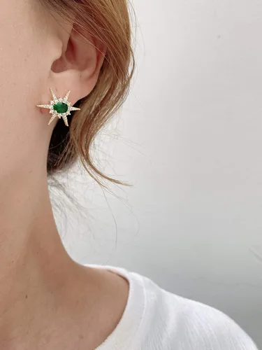 Vista 4 de Concept8 colored glass 18K gold plated 925 silver post earrings made in korea