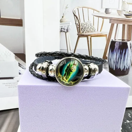 Vista 5 de rgwtgkyh Pulseras de San Judas para mujeres y hombres, pulsera de Virgen María Jesús hijo, pulsera vintage de cuero tejido a mano negro marrón