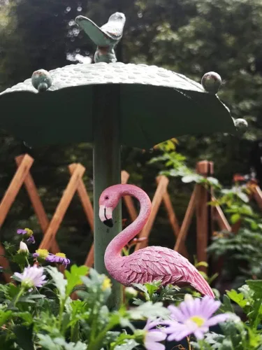Vista 5 de MUAMAX Púas de flamenco en miniatura, paquete de 2 accesorios de jardín de hadas, figuras de flamenco de jardín en miniatura rosa, estacas