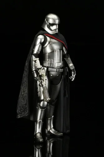Vista 6 de Kotobukiya - Star Wars: Episodio VII: El Despertar de la Fuerza: Capitán Phasma ArtFX + estatua
