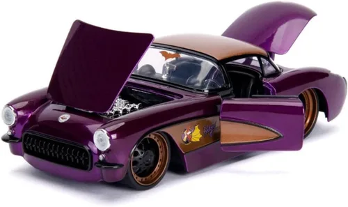 Vista 4 de Jada DC Comics Bombshells Batichica y coche fundido a presión Chevy Corvette 1957, vehículo a escala 1:24 y figura de colección de 2.75 pulgadas
