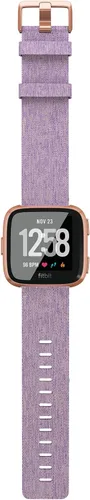 Vista 4 de Fitbit Versa Special Edition Smart Watch, tejido lavanda, talla única (correas S y L incluidas)