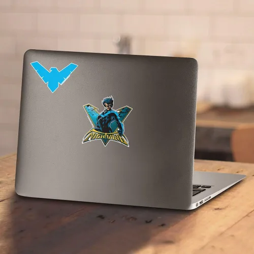 Vista 4 de Popfunk Sudadera clásica con capucha y calcomanías con logotipo de Nightwing