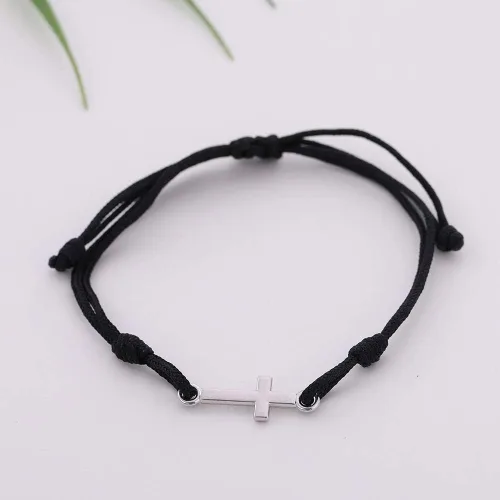 Vista 4 de LIKGREAT Pulsera de cordón de cera trenzada hecha a mano con dije de cruz cristiana para mujer, Sin gemas.