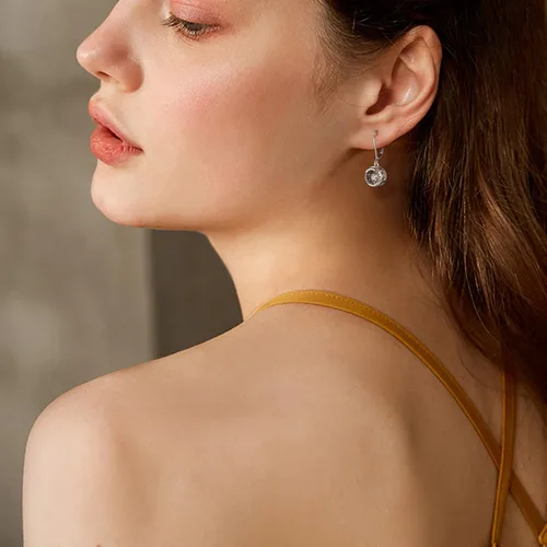 Vista 2 de YL Aretes redondos con halo de plata de ley, con solitario de diamante bailarín, aretes colgantes con piedras de nacimiento redondas, joyería