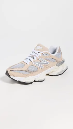 Vista 3 de New Balance Men's 9060 Sneakers beige gris