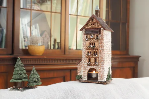 Vista 3 de Colección de casas y pueblos de cerámica - Decoración de habitación hecha a mano Arte de cerámica Portavelas Portavelas miniatura Light House Dolder