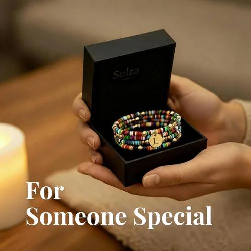 Vista 5 de Juego de 4 pulseras con iniciales de cuentas de colores, joyería apilable personalizada, pulseras elásticas ajustables para mujer, juego de pulseras